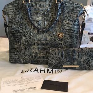 Large Brahmin Duxbury Satchel w/ Wallet Gl…